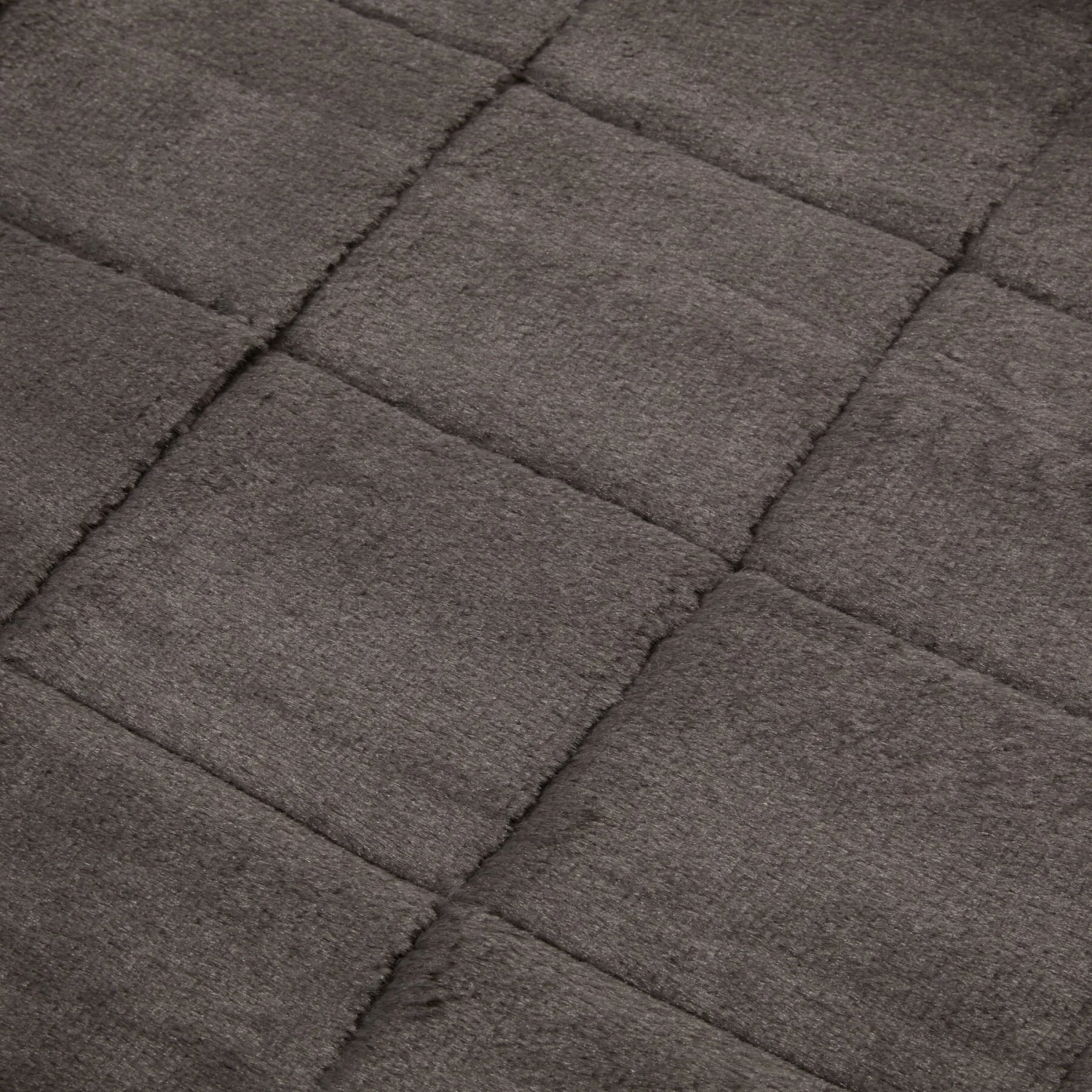 Frisco Quilted Plush Dog Crate Mat 6 Frisco Quilted Plush Dog Crate Mat - Image 4