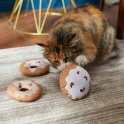 Frisco Fall Maple Bacon Donut Plush Cat Toy With Catnip -Frisco 285653 PT3. AC SS1800 V1629724929
